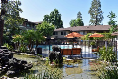 2121 Valderas Drive Studio-3 Beds Apartment for Rent Photo Gallery 2